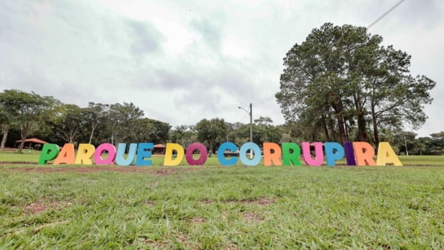 Letreiro do Parque do Corrupira.
