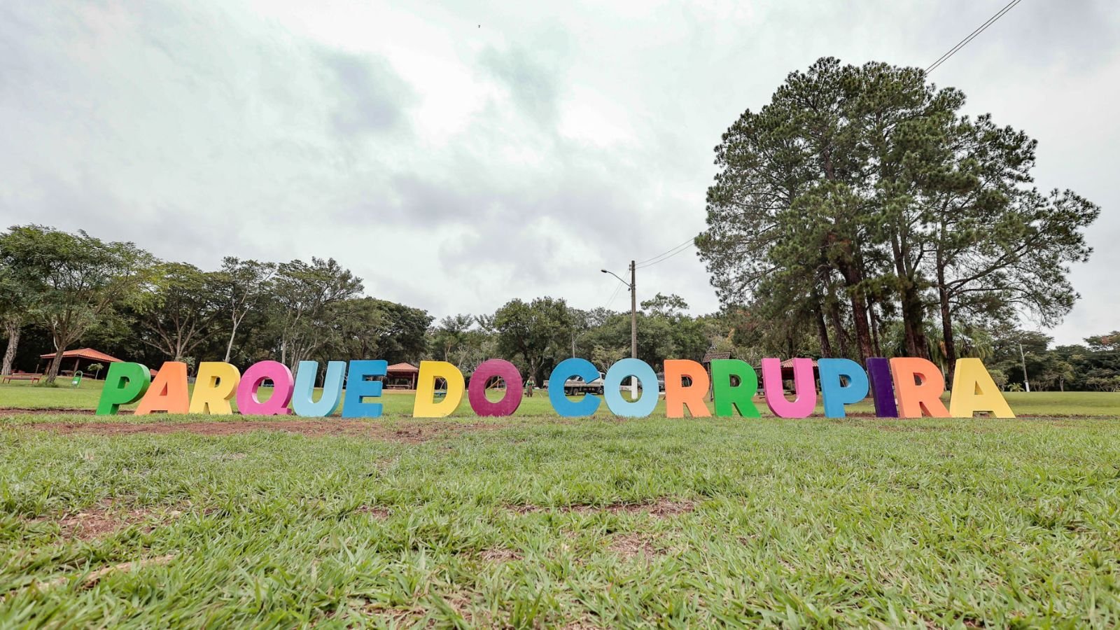 Letreiro do Parque do Corrupira.