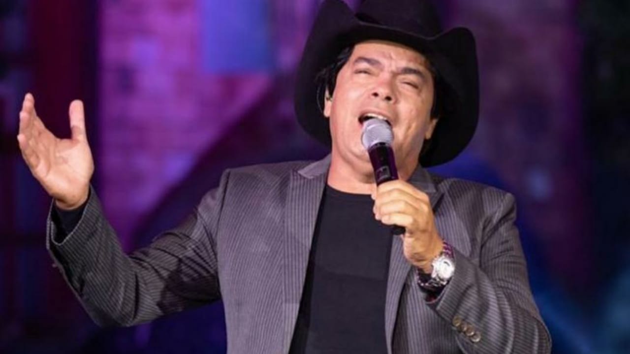 Eduardo Borges, Parrerito do Trio Parada Dura, morre de Covid-19, aos 67 anos.