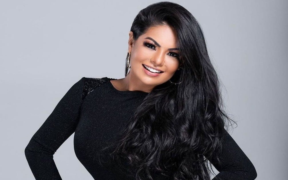 Morre Paulinha Abelha, do Calcinha Preta, aos 43 anos