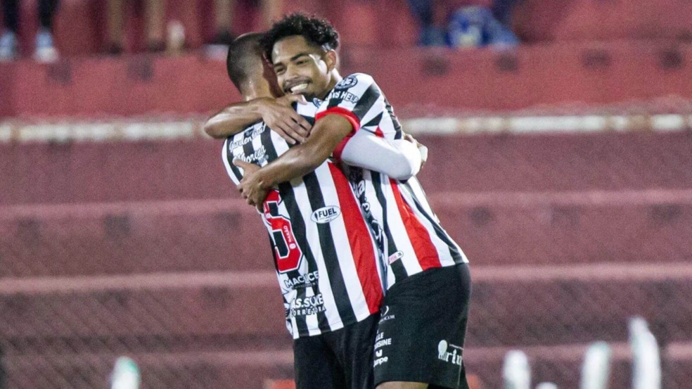 paulista fc vence sao bento na copa paulista