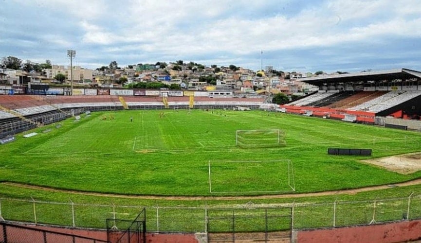Foto de estádio vazio