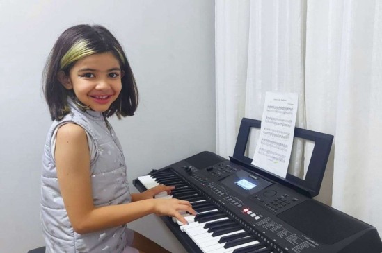 Pequena pianista, grande talento: a história da jundiaiense Laura
