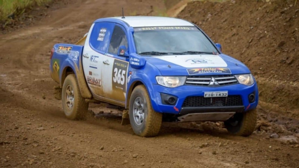 Carro em Rally de Minas Gerais