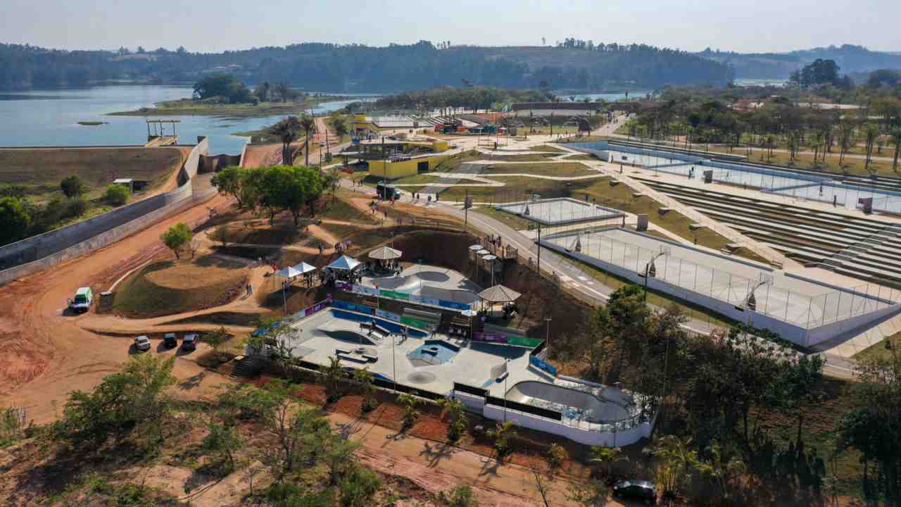 De terça a sexta-feira, o acesso é liberado. Já aos finais de semana e feriados é necessário agendamento prévio