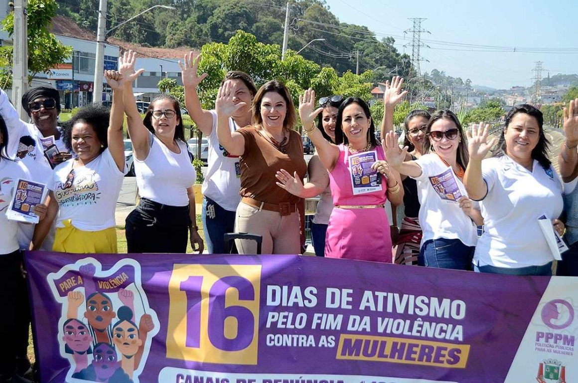 Pit Stop de movimento contra violência contra a mulher