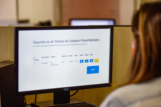 tela de computador com o site da prefeitura de Jundiaí