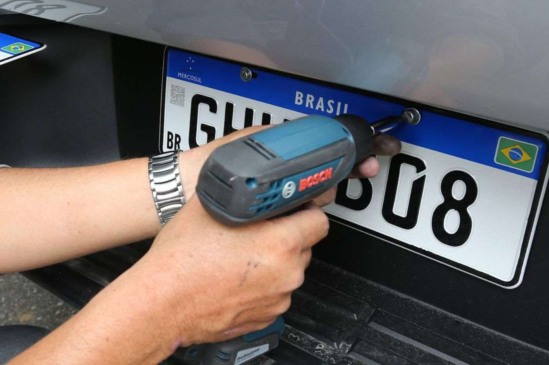 Perdeu a placa do veículo? Veja o passo a passo do Detran-SP para emitir uma nova