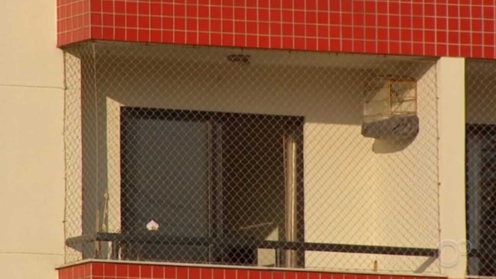 Apartamento com tela de proteção Jundiaí