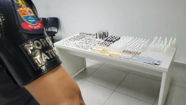 Drogas apreendidas pela Polícia Militar no Jardim Tamoio, em Jundiaí