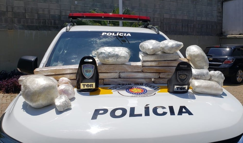 Polícia Rodoviária apreende drogas em ônibus saindo de Jundiaí