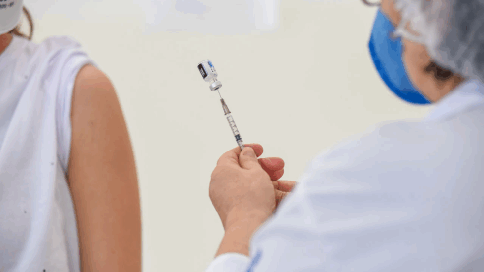 Jundiaí abre agendamento para pessoas com 56 a 59 anos para vacinação contra a Covid-19