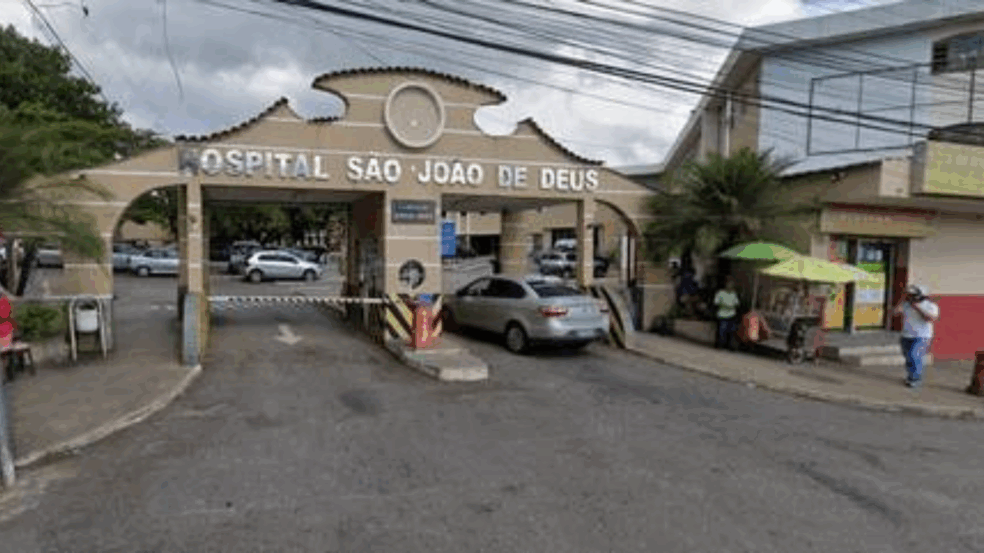 Bebê de 7 meses é hospitalizada após engolir pedras de crack de pai, em Divinópolis (MG)