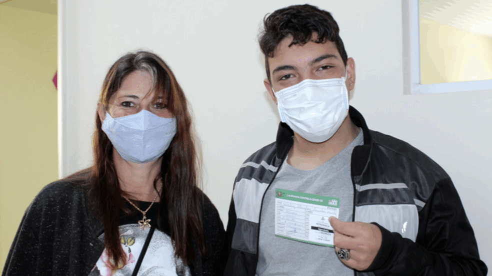 Usuários da APAE são vacinados contra a Covid-19