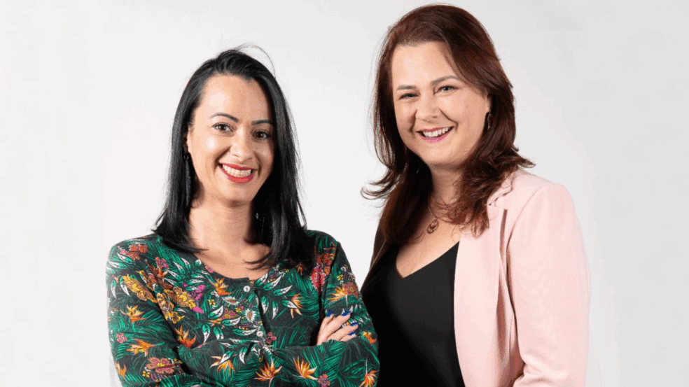 Yannahe Marques com a terapeuta Rose Rech, coautora do livro (foto: divulgação)