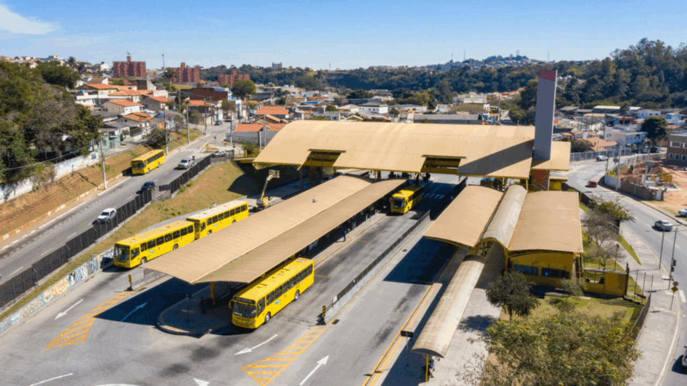 Terminais de ônibus em Jundiaí recebem revitalização nas coberturas