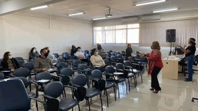 Escola de Gestão promove curso de LIBRAS em Jundiaí