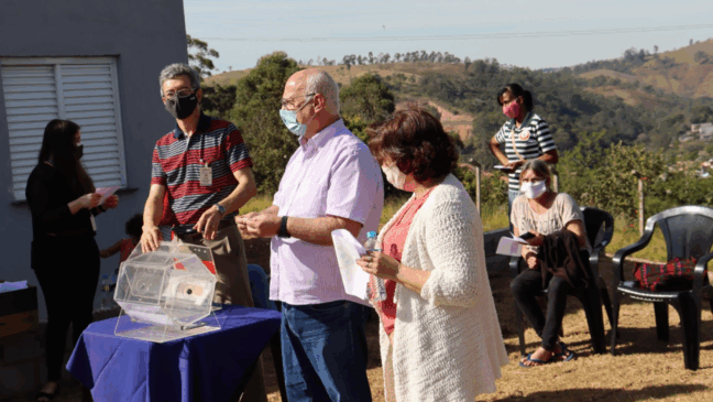 Famílias de Campo Limpo Paulista recebem casas do CDHU após 11 anos de espera