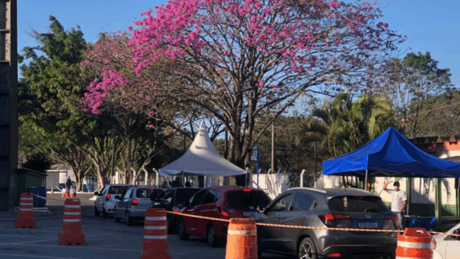 Campo Limpo Paulista tem drive-thru de vacinação neste sábado (12)