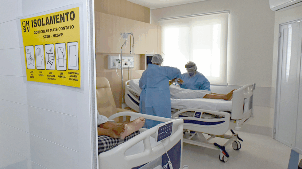 Pedidos de internação em Jundiaí para leitos Covid caem 52% em um mês