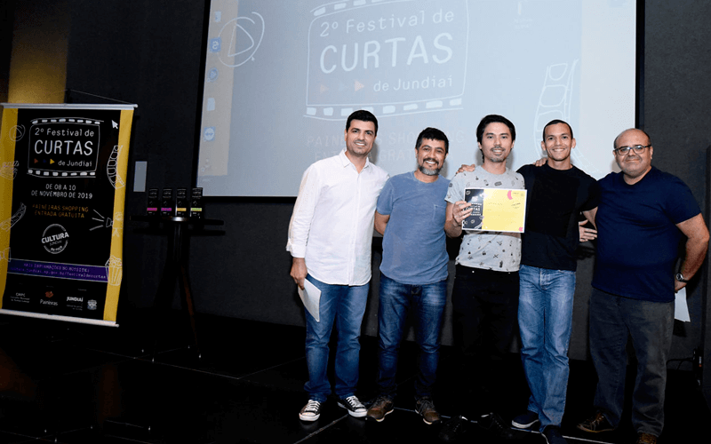 Primeiros lugares da votação oficial levaram prêmio em dinheiro e troféus. (Foto: Reprodução/Prefeitura Municipal de Jundiaí)