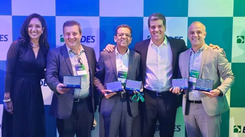 Representantes do Sicoob no Prêmio BNDES 2024 Representantes do Sicoob no Prêmio BNDES 2024