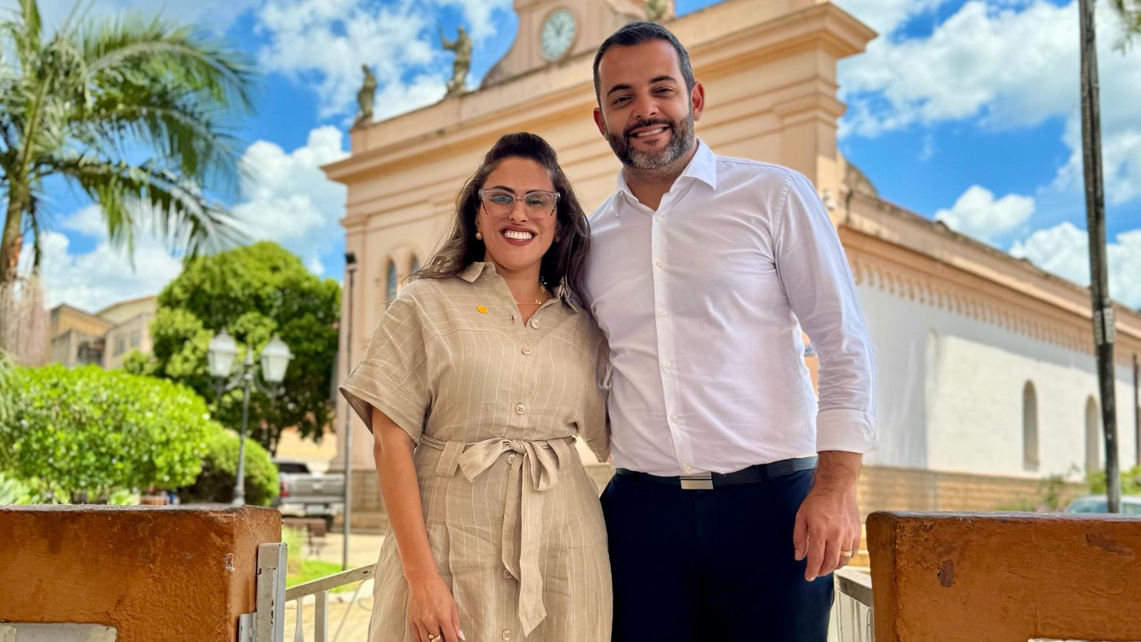 Débora Prado e Gustavo Martinelli