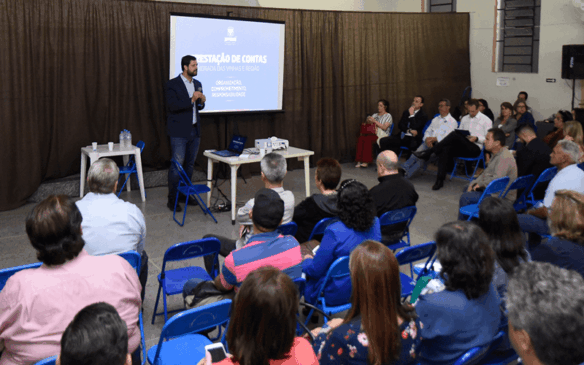 Reunião aconteceu na noite de segunda (21), na Paróquia e Santuário Diocesano Santa Rita de Cássia, no Cecap. (Foto: Reprodução/Prefeitura Municipal de Jundiaí)