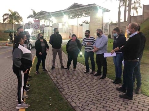 Reunião com moradores do condomínio Vintage em 2021, para oficializar o pedido.