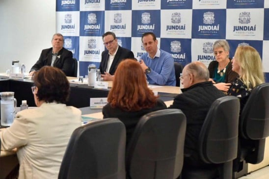 Reunião aconteceu para discutir ações que ajudem no aumento da cobertura vacinal contra a paralisia infantil