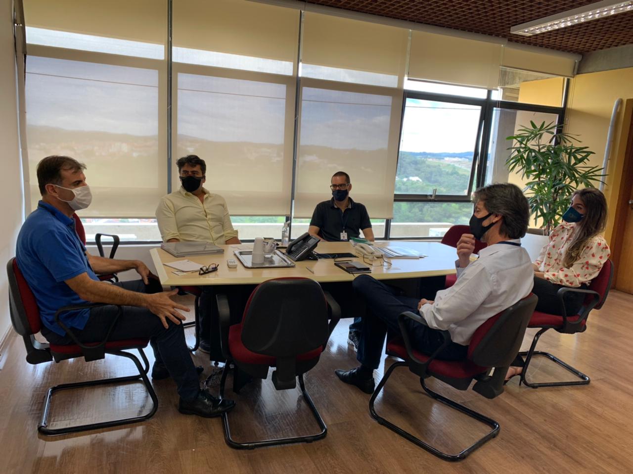 O gestor de Desenvolvimento Econômico se uniu a representantes de Jaguariúna