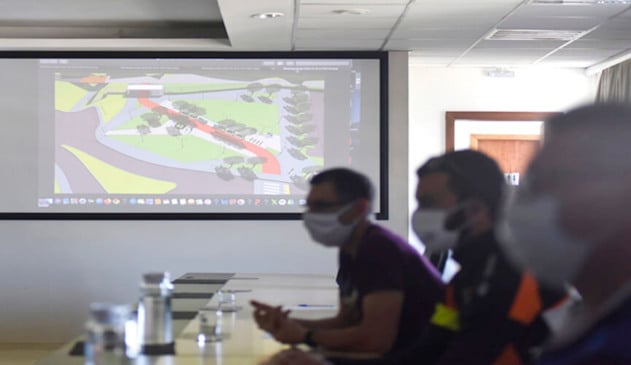 Reunião entre ciclistas e Prefeitura de Jundiaí. (Foto: Divulgação/PMJ)