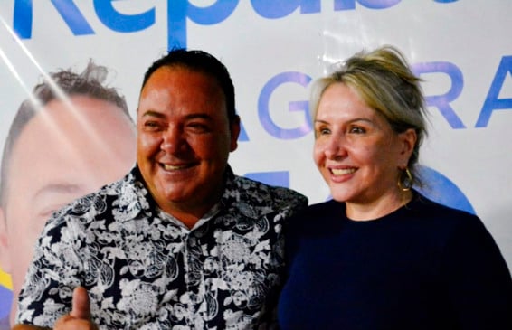 Rivaldo Oliveira e Monica Becker. (Foto: Pop TV)