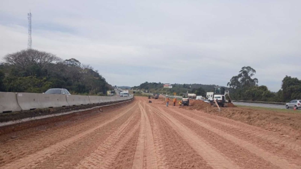Obras na Rodovia Bandeirantes, em Jundiaí.
