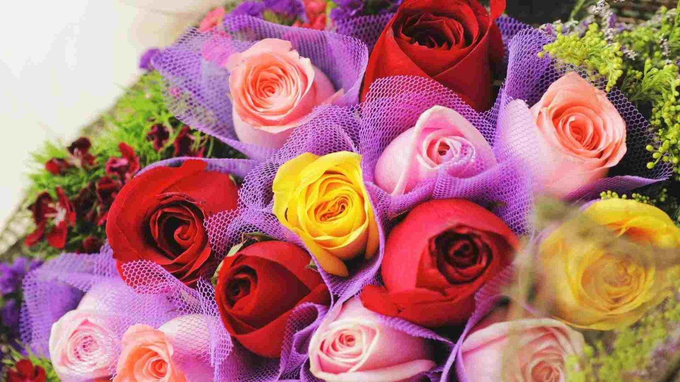 Buquê de rosas coloridas