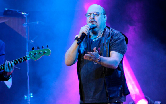 Vocalista do Roupa Nova é infectado pela Covid-19. (Foto: Divulgação)