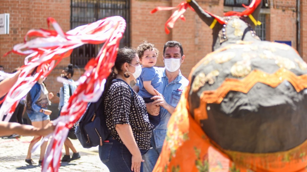 Famílias aproveitam a manhã de atividades no Complexo Fepasa, em Jundiaí