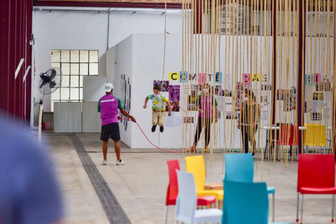 Brincadeiras com o grupo Amorah vão das 9h às 12h Brincadeiras com o grupo Amorah vão das 9h às 12h