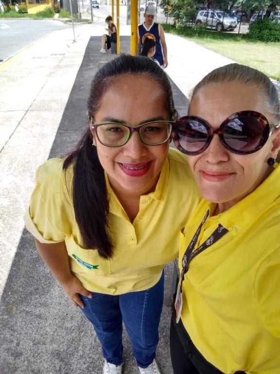 Sandra e sua amiga motorista Amanda