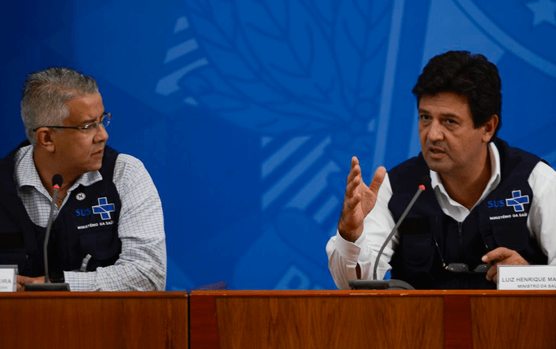 Wanderson e Mandetta durante coletiva Wanderson e Mandetta durante coletiva