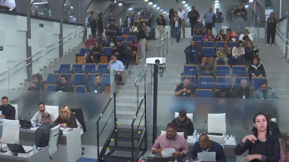 sessao ordinaria na camara municipal de jundiai