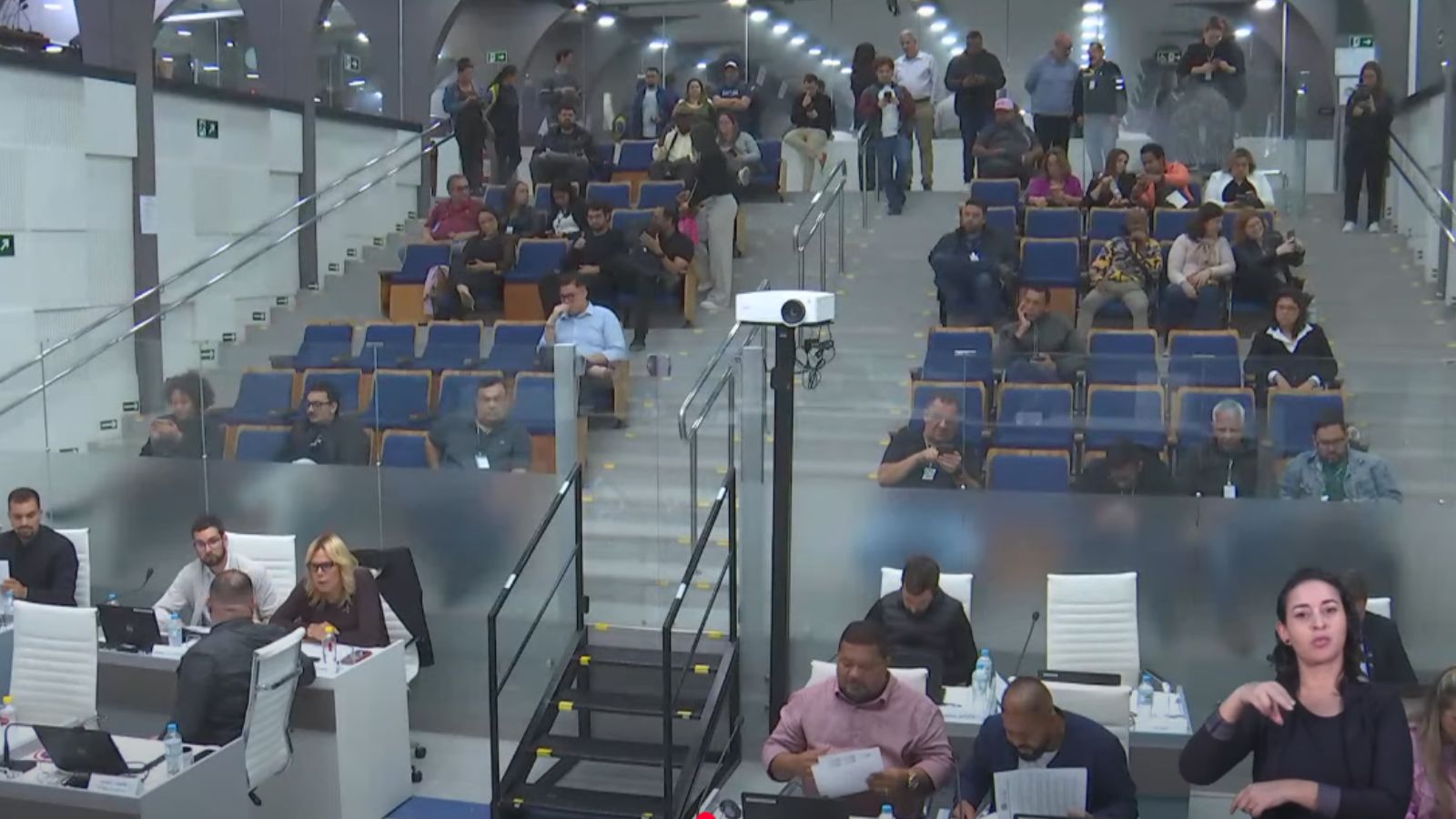 sessao ordinaria na camara municipal de jundiai