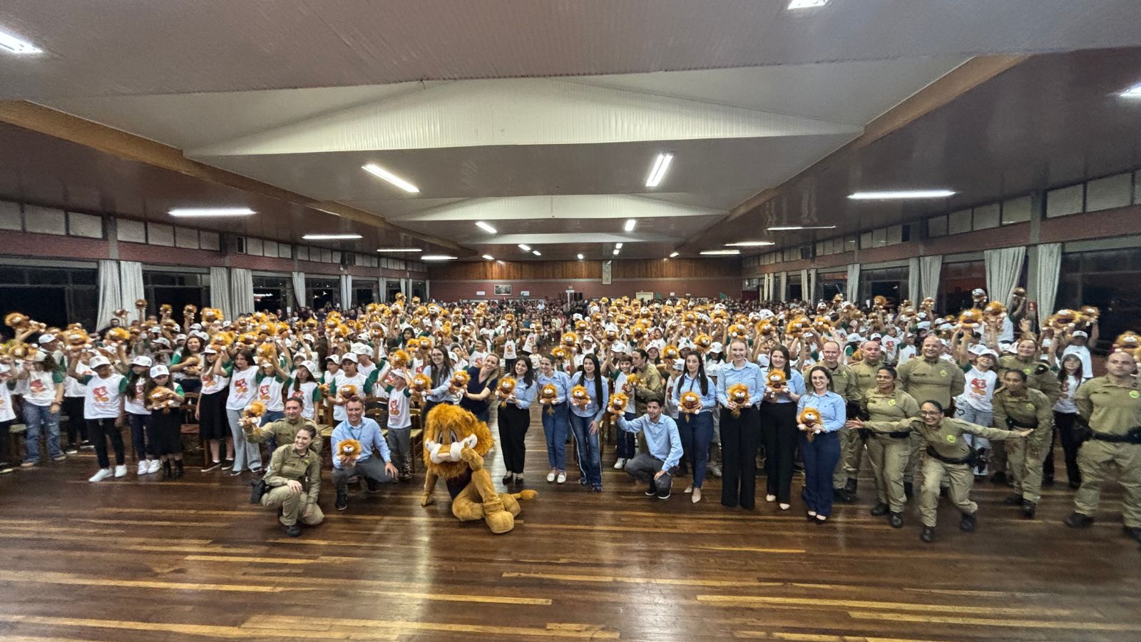 sicoob cooperativismo e educaçao