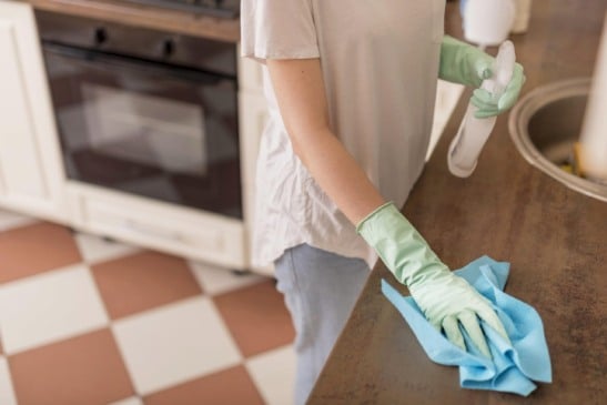 Mais de 1 milhão de vagas para trabalho doméstico foram fechadas na pandemia