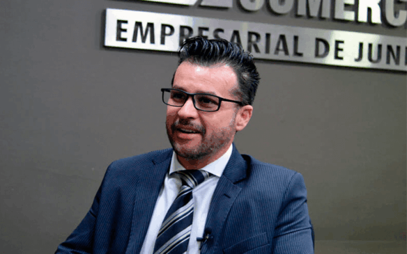 Mark William, presidente da ACE