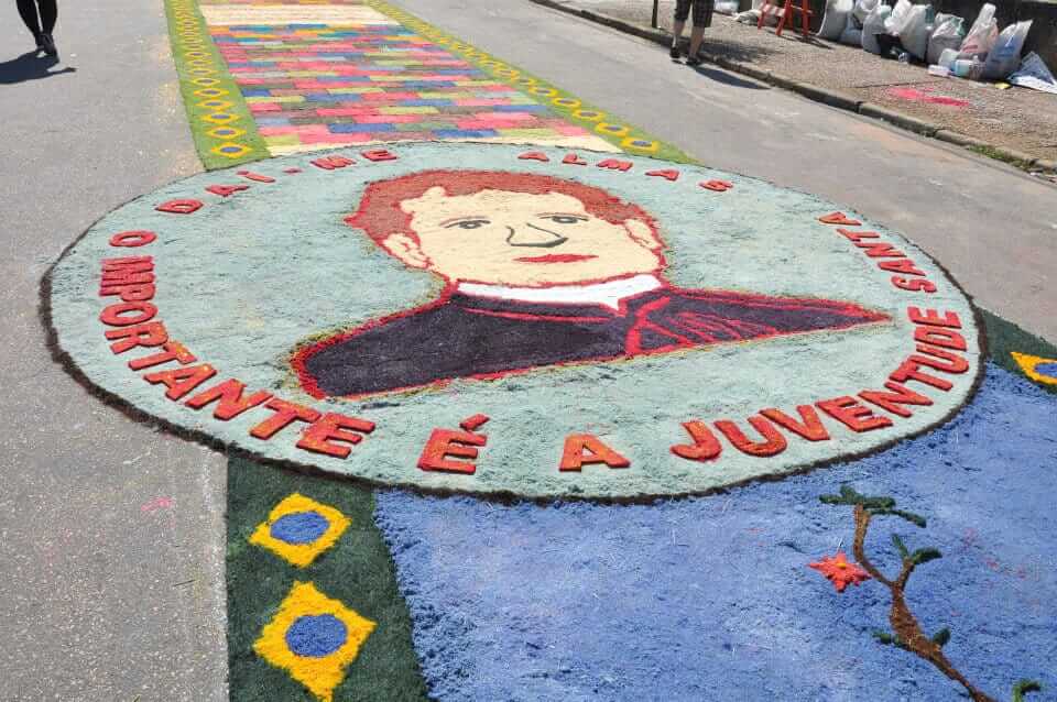 Tapete de Corpus Christi no Eloy Chaves