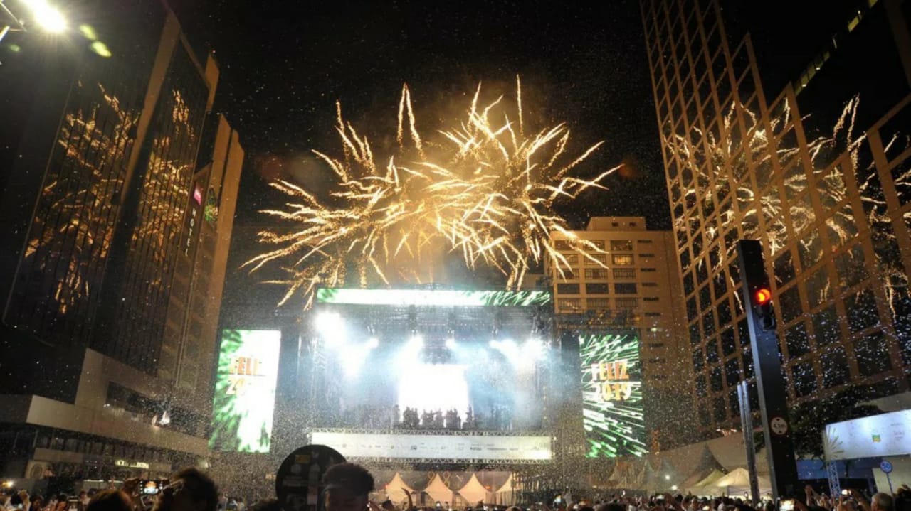 Tradicional queima de fogos de réveillon de São Paulo é cancelada