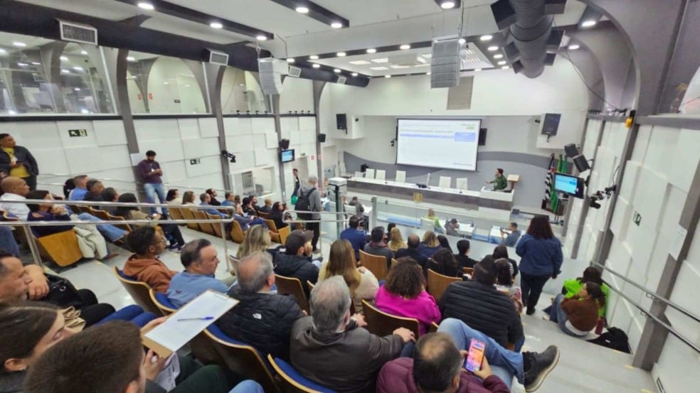 Audiência pública sobre o transporte coletivo em Jundiaí.