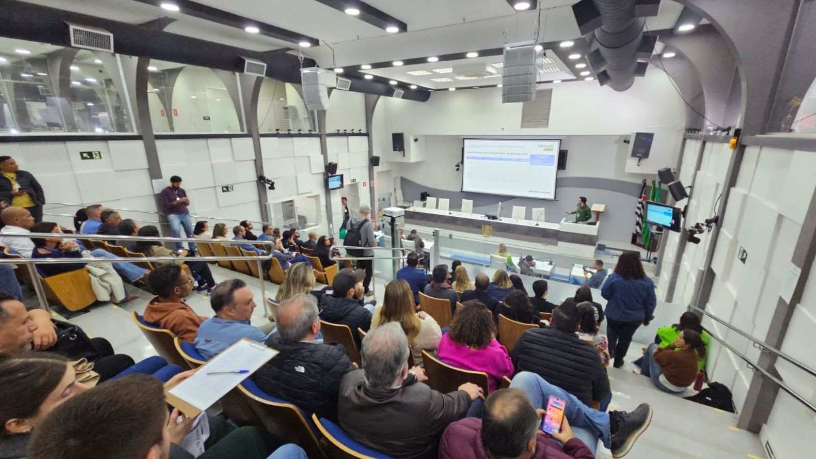 Audiência pública sobre o transporte coletivo em Jundiaí.