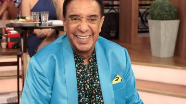 Agnaldo Timóteo é internado com Covid19